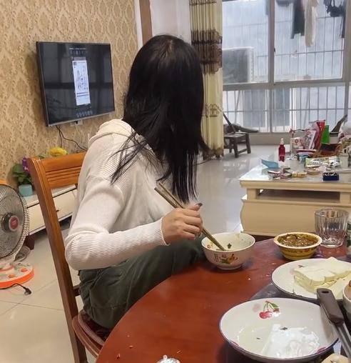 吃瓜妹上河南电视,探寻中原美食与文化  第2张