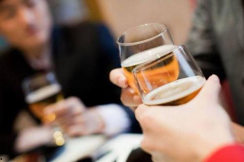 喝酒前吃小白瓜好吗