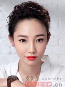 发型与吃瓜,时尚与休闲的完美融合  第2张