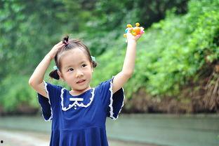 小妞吃瓜视频,揭秘娱乐圈幕后故事