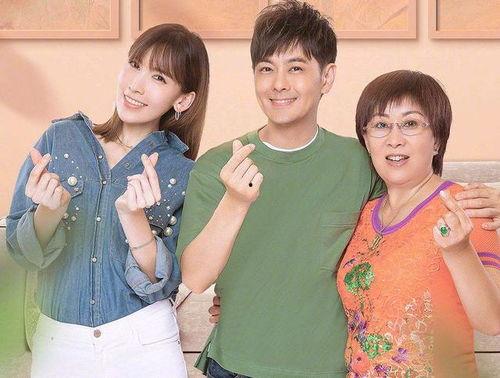 林志颖妈妈吃瓜视频,揭秘明星家庭幕后趣事  第2张