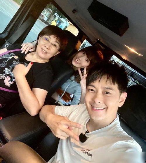 林志颖妈妈吃瓜视频,揭秘明星家庭幕后趣事  第3张