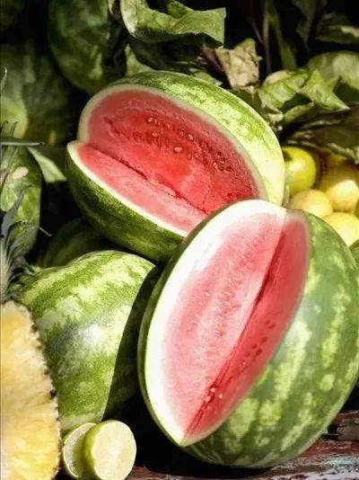 恒丰购物公园吃瓜,夏日吃瓜盛地，尽享悠闲时光