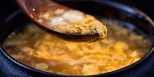 酒酿大姥姥吃瓜,酒酿大姥姥的瓜田奇遇记  第3张