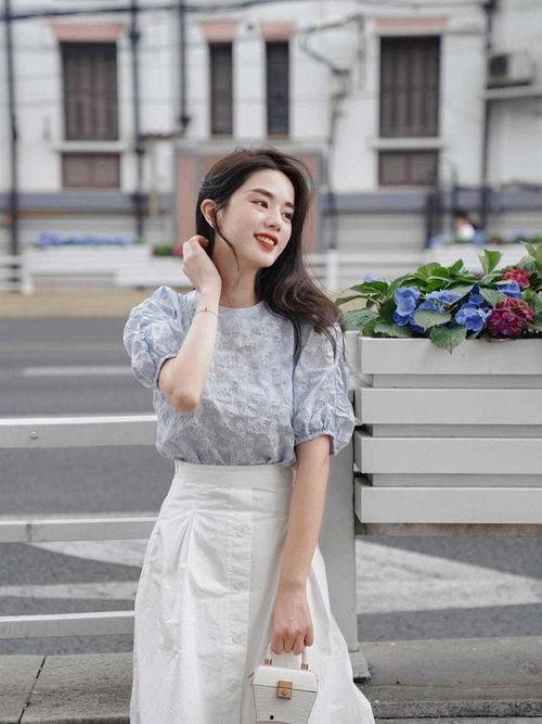 吃瓜少女微胖型  第3张