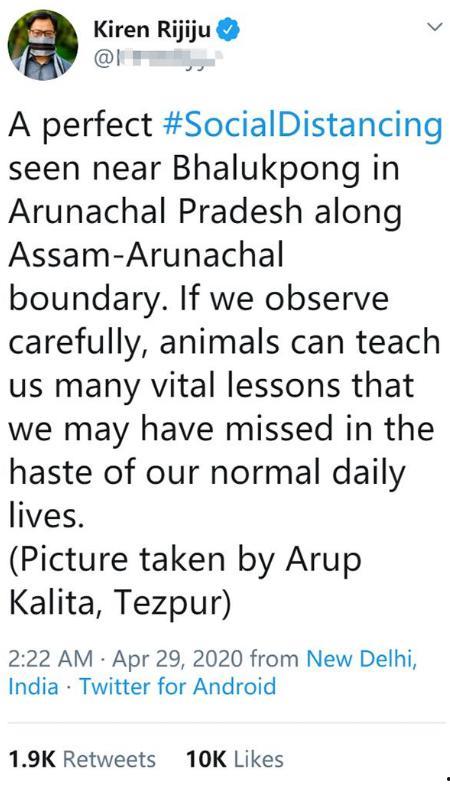 印度部长吃瓜照,一照走红网络！”