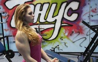 魔兽金刚芭比吃瓜,吃瓜群众眼中的传奇英雄  第2张